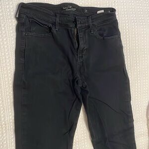 Lucky brand size 4/27 black skinny jeans.